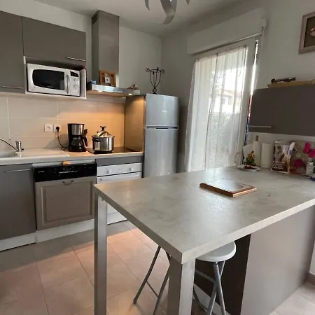 3 Pieces Avec Terrasse Et Jardin, Proche Et Commerces, 2 Parkings, - Fr-1-225-773 Apartment Argeles-sur-Mer